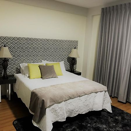 Departamento De Lujo Lägenhet Cochabamba Exteriör bild